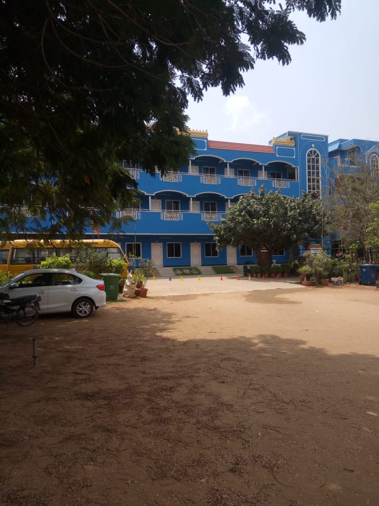 Modern school