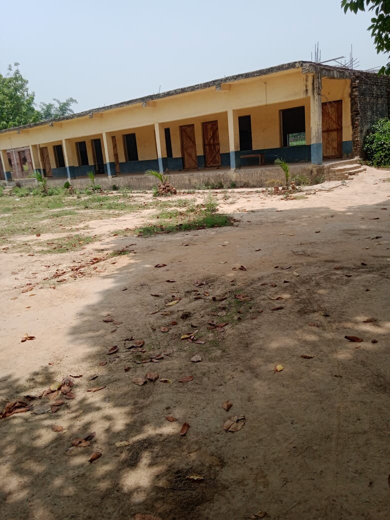 SRIMATI HEM KUNWARI SMARK AADARSH INTER COLLEGE