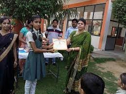 moment image