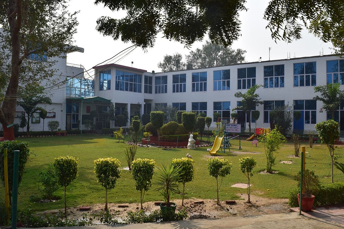 moment image