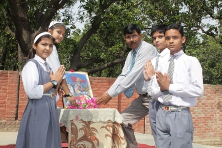 moment image