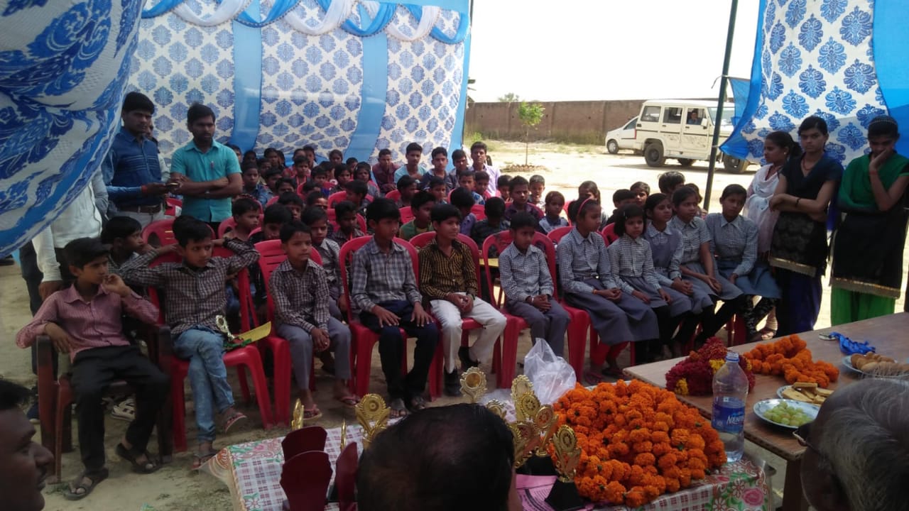 moment image