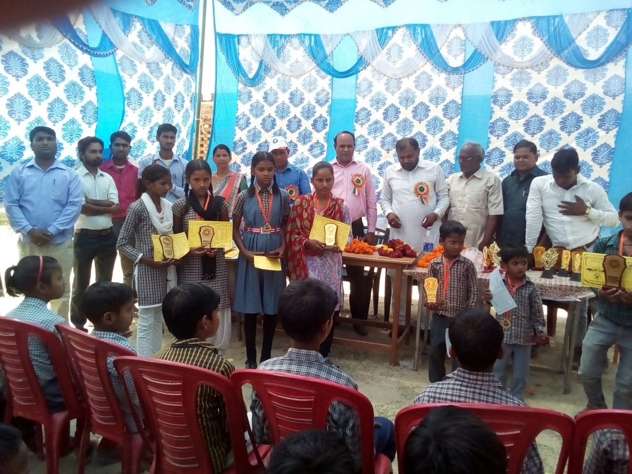 moment image