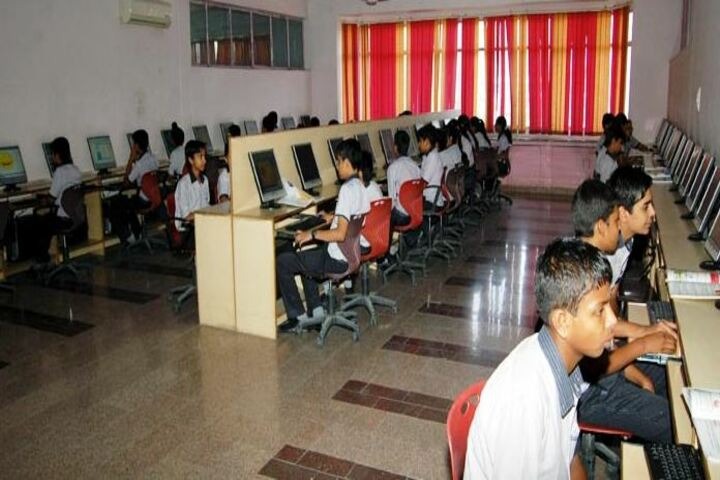 moment image