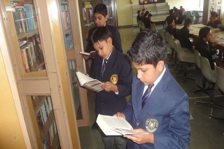 moment image