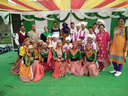 moment image