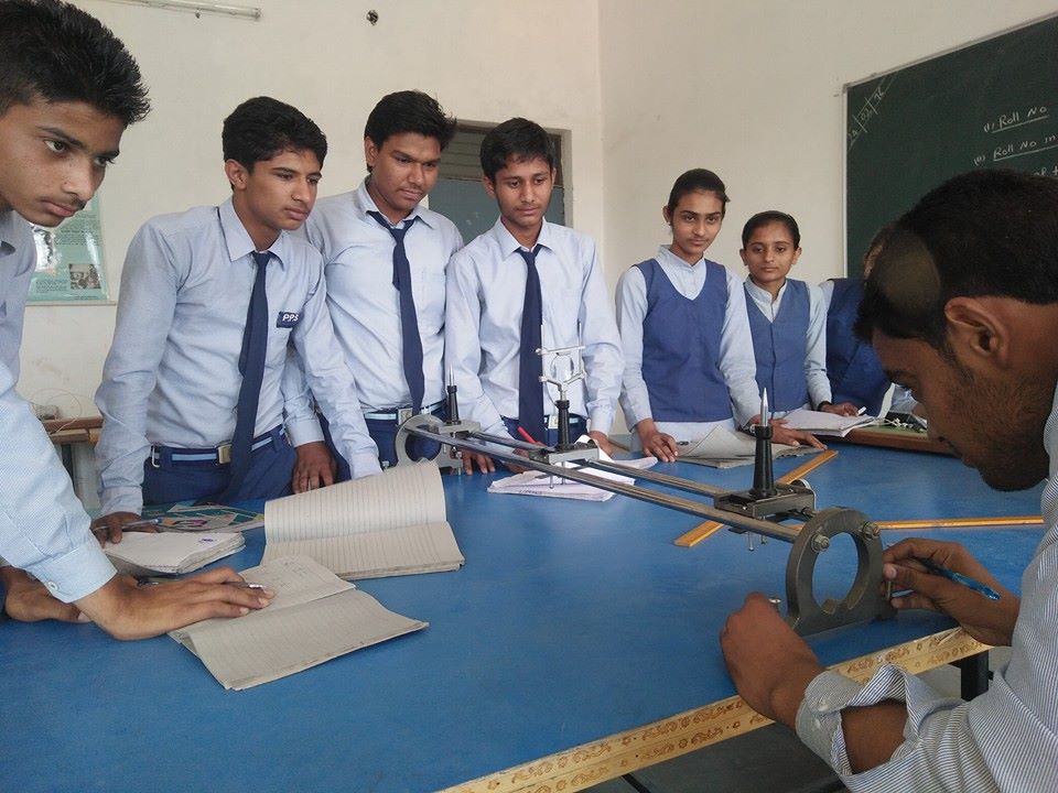 moment image