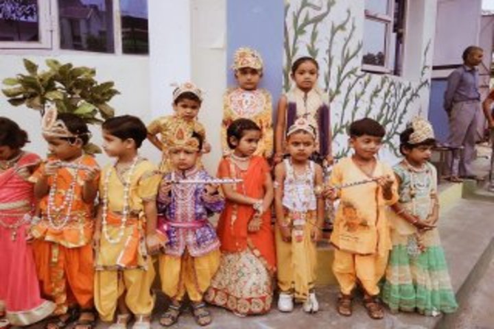 moment image
